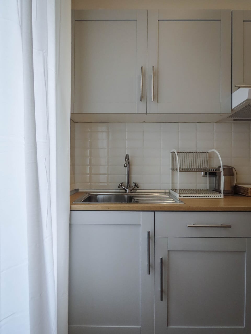 Shared fridge, microwave, coffee/tea maker, electric kettle