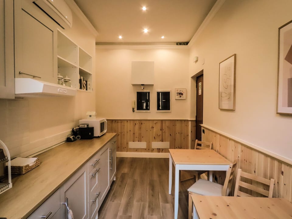 Shared fridge, microwave, coffee/tea maker, electric kettle