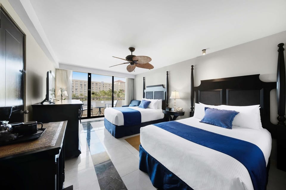 Deluxe Room, Ocean View | Free minibar, desk, iron/ironing board, free rollaway beds