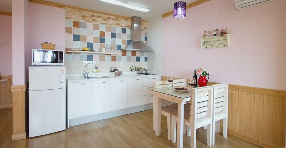 Private kitchenette