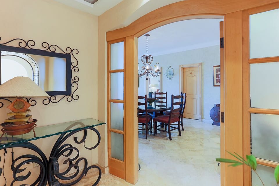 villa lobby