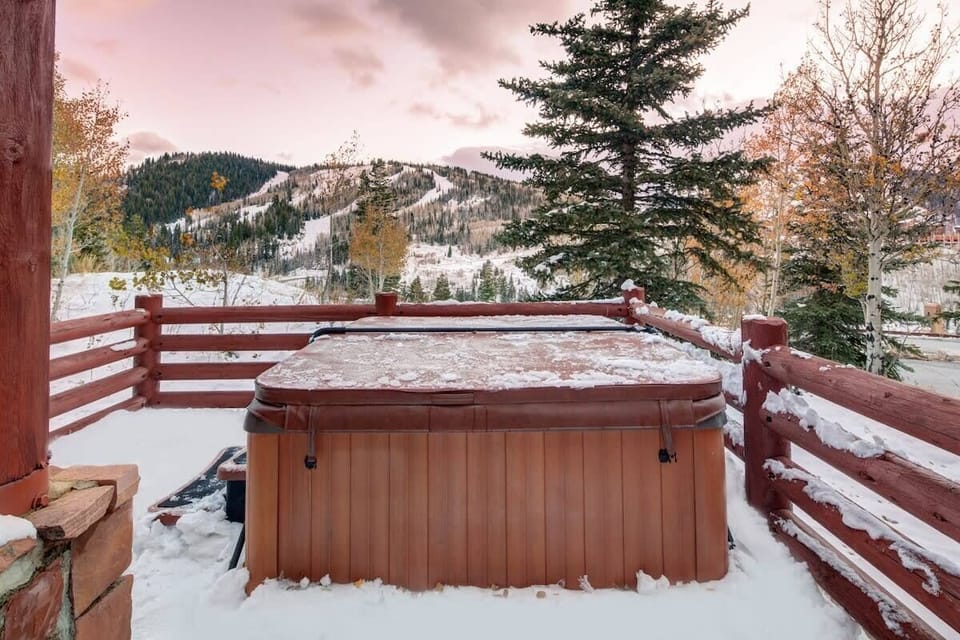 Hot Tub - Deer Valley and Park City views!