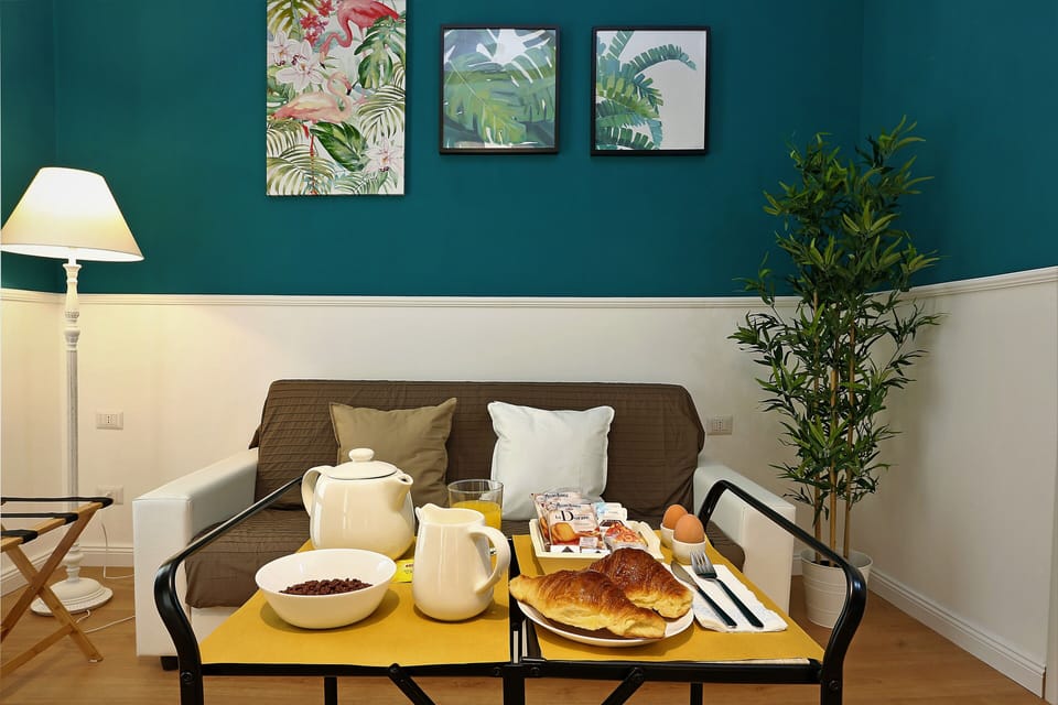 Daily cooked-to-order breakfast for a fee