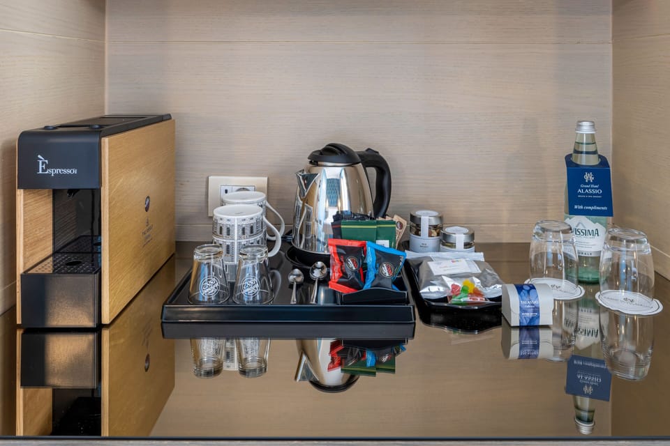 Premium bedding, minibar, in-room safe, desk