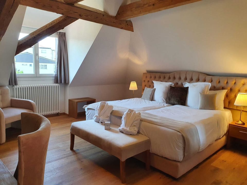 Junior Quadruple Room | Premium bedding, individually decorated, individually furnished