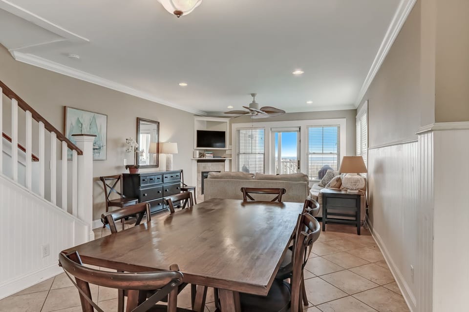 Side 2 - Dining Table with Seating for 6