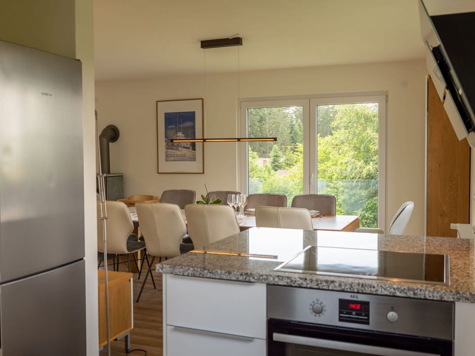 Property, Building, Window, Cabinetry, Interior Design, Shade, Plant, Wood, Chair