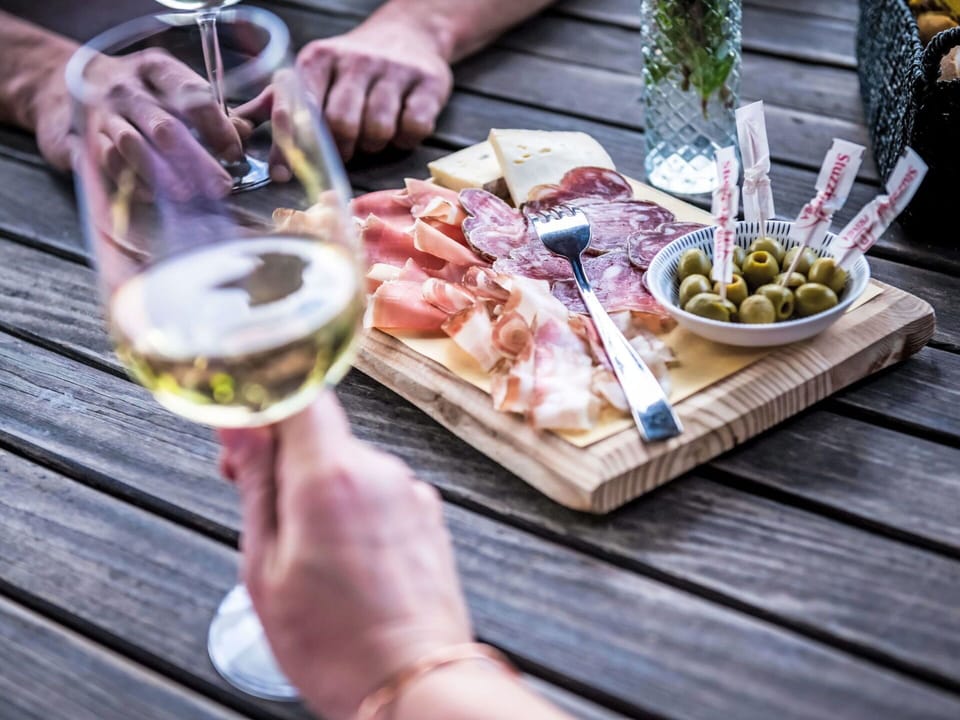 Flooring, Plumbing Fixture, Bathroom, Interior Design, Wood, Floor, Plumbing, Lighting, Tap, Furniture