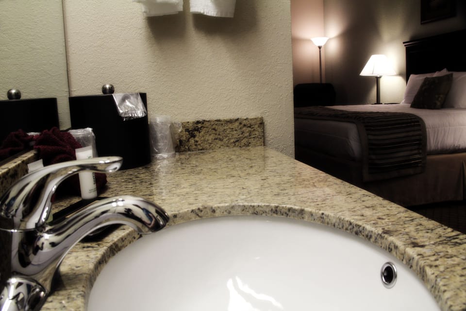 Bathroom sink