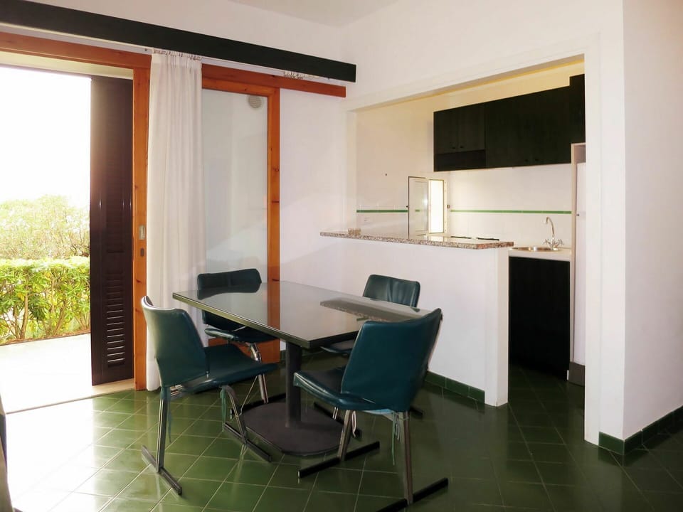 Floor, Flooring, Room, Property, Interior Design, Architecture, Real Estate, Chair, Interior Design