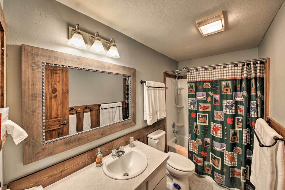 Full Bathroom