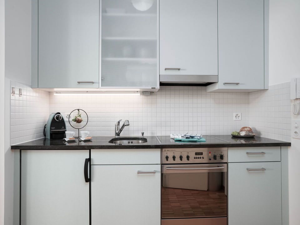 Kitchen, Kitchen Appliance, Countertop, Cabinetry, Major Appliance, Kitchen Sink, Sink, Interior Design, Home Appliance, Tap