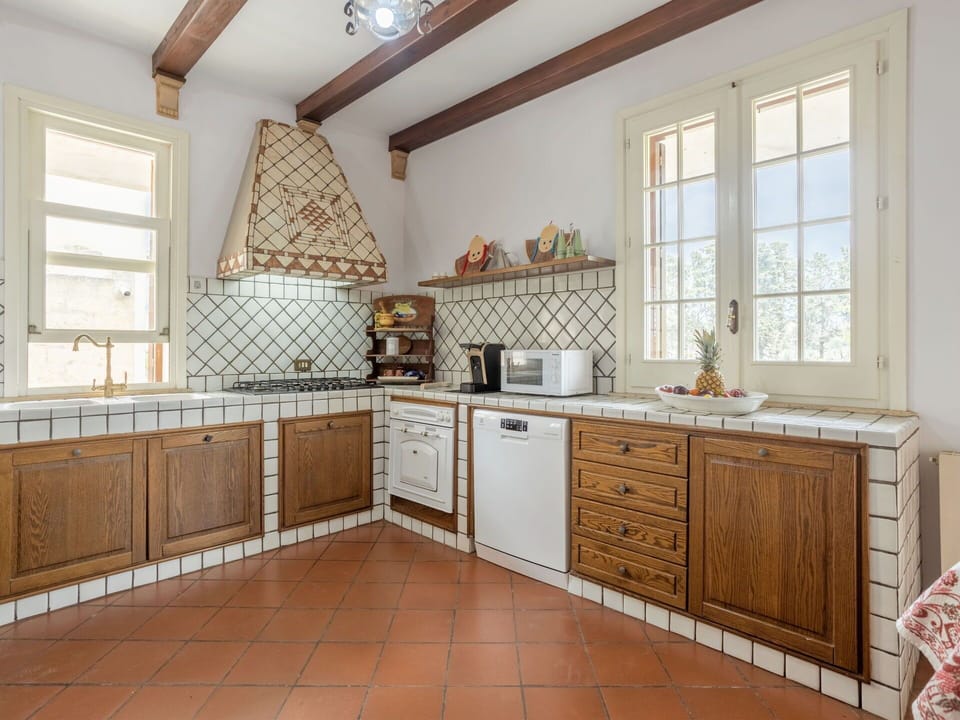Cabinetry, Countertop, Window, Drawer, Sink, Wood, Kitchen, Interior Design, Flooring, Floor