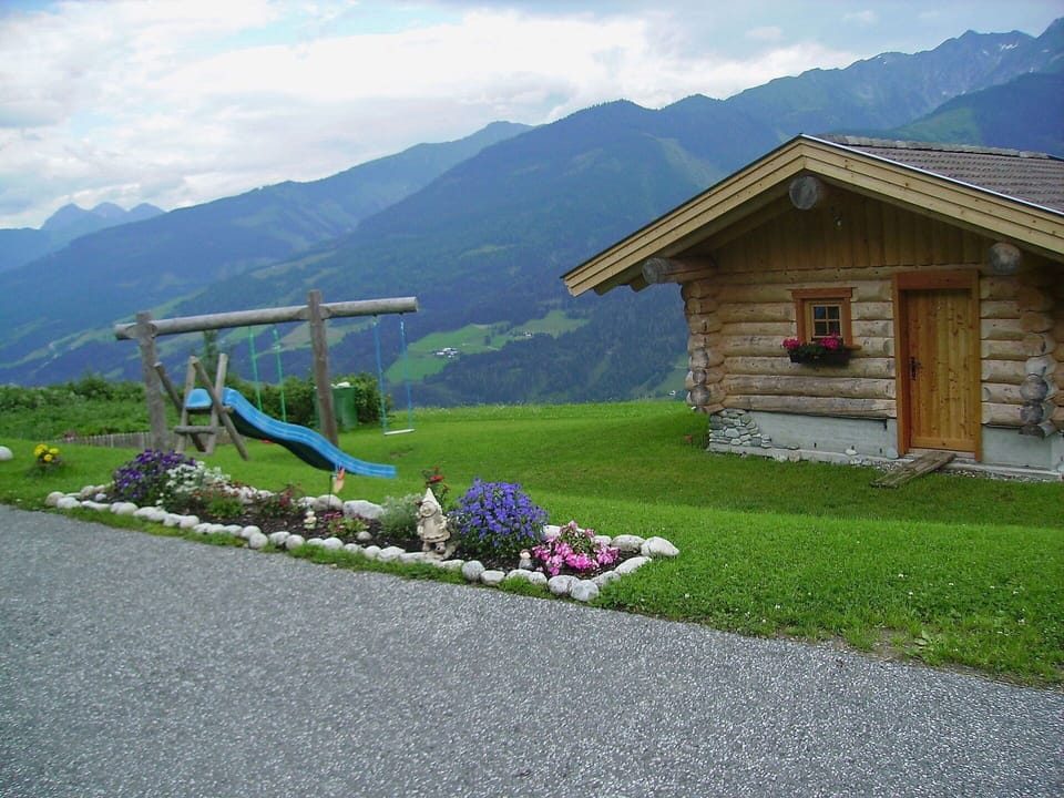 Mountain Range, Property, Mountain, Mountainous Landforms, Alps, Natural Landscape, Grass, House, Land Lot, Hill Station