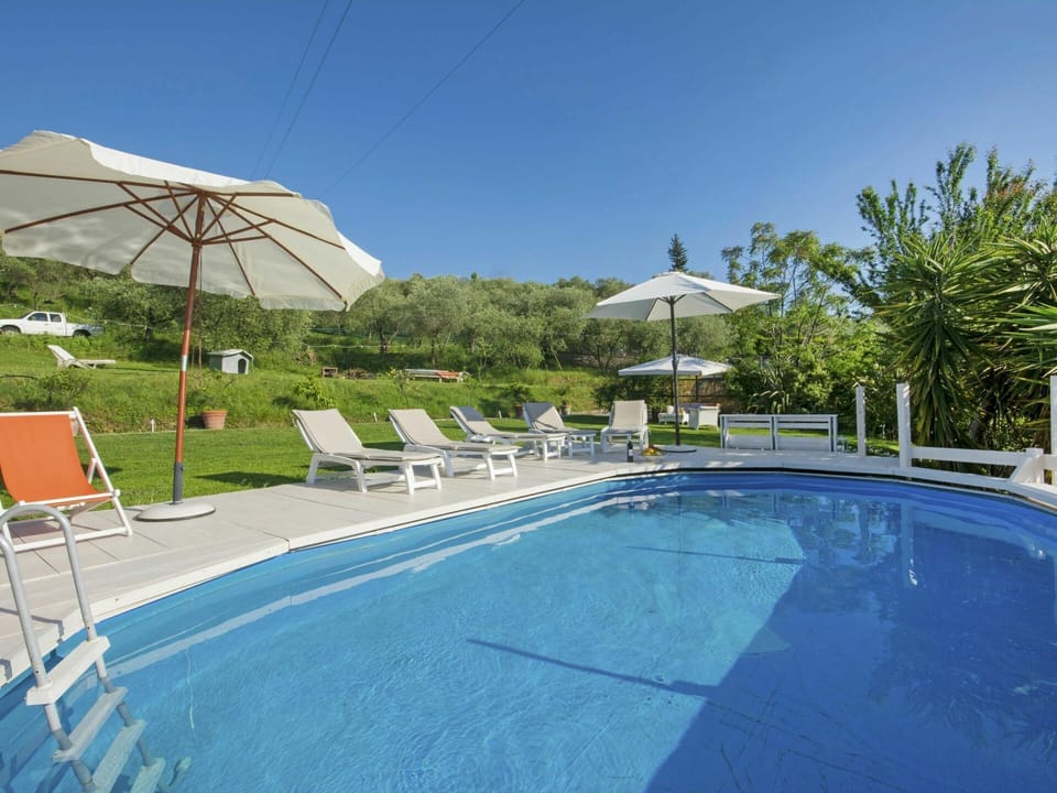 Swimming Pool, Property, Vacation, Resort, Real Estate, Leisure, Sky, House, Water, Building