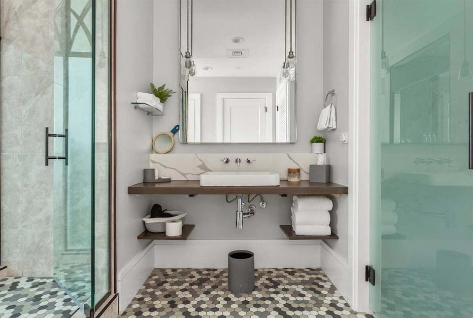 Well-lit, full size vanity