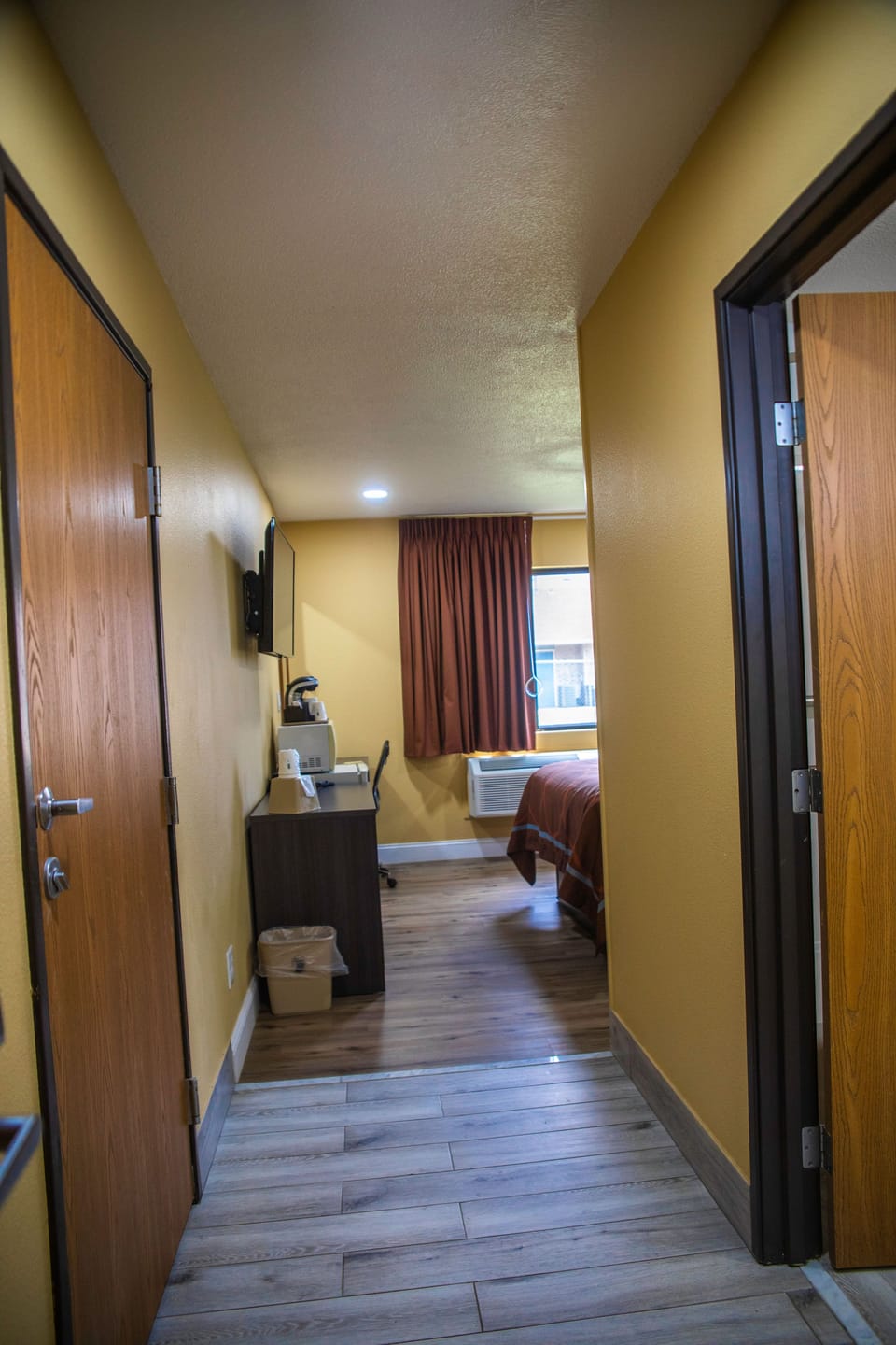 Room, Accessible | Desk, laptop workspace, blackout drapes, free cribs/infant beds