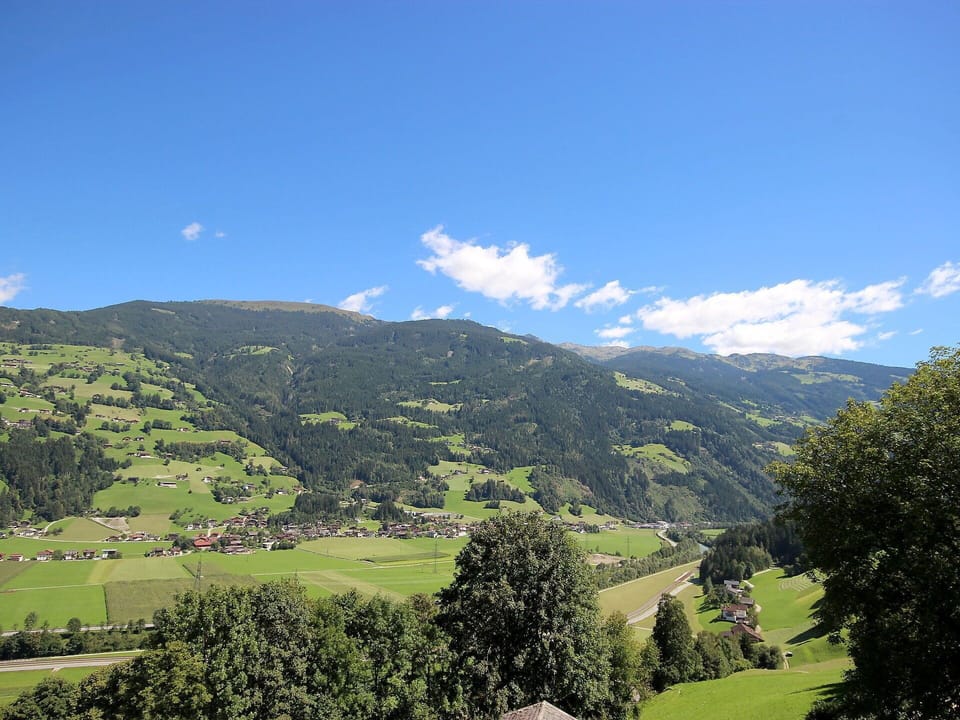 Mountainous Landforms, Mountain, Highland, Hill Station, Nature, Mountain Range, Sky, Natural Landscape, Green, Hill