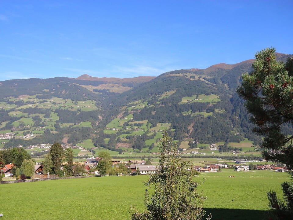 Mountainous Landforms, Highland, Hill Station, Hill, Mountain, Mountain Village, Mountain Range, Natural Landscape, Valley, Rural Area