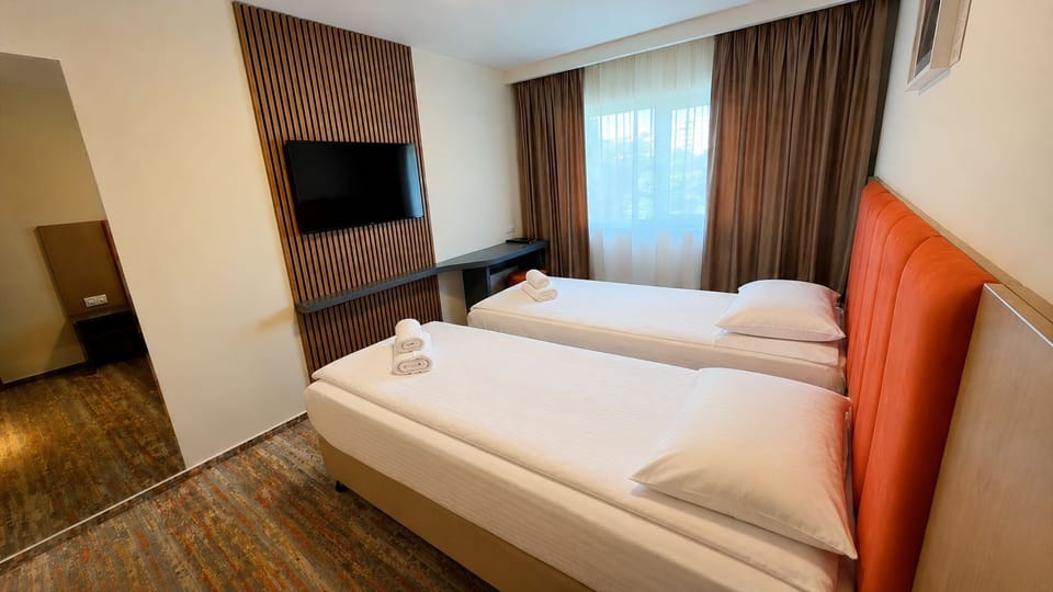 Superior Double or Twin Room, Park View | Premium bedding, minibar, desk, laptop workspace