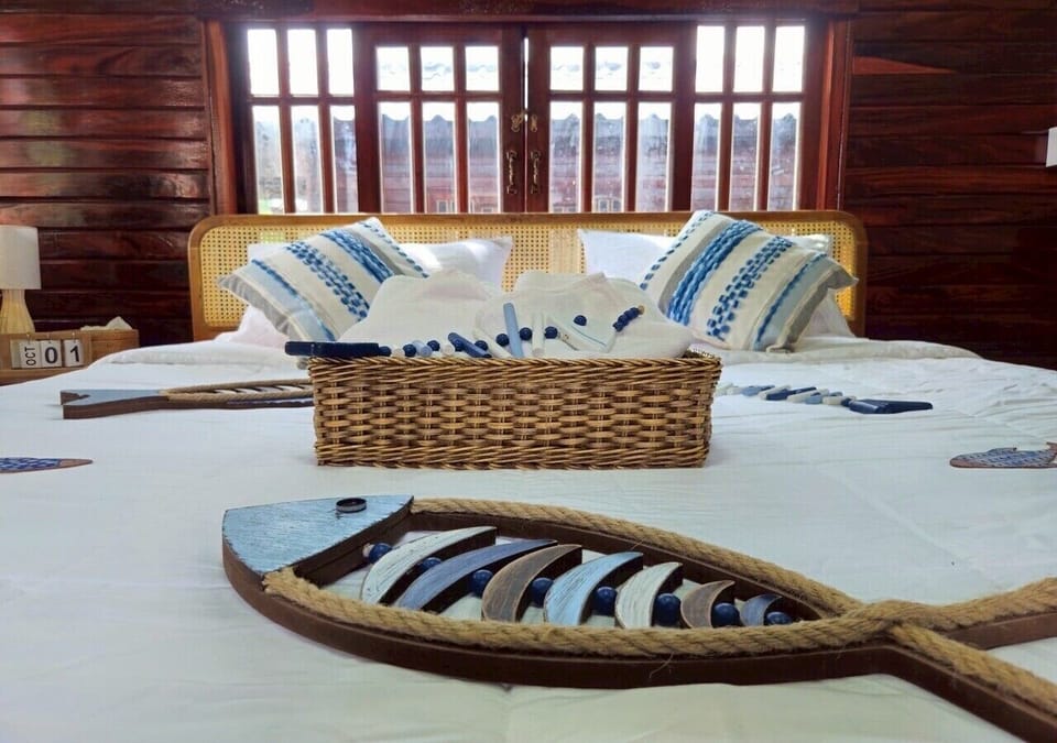 Standard Room, 1 Bedroom, Non Smoking, Beach View | Blackout drapes, free WiFi, bed sheets