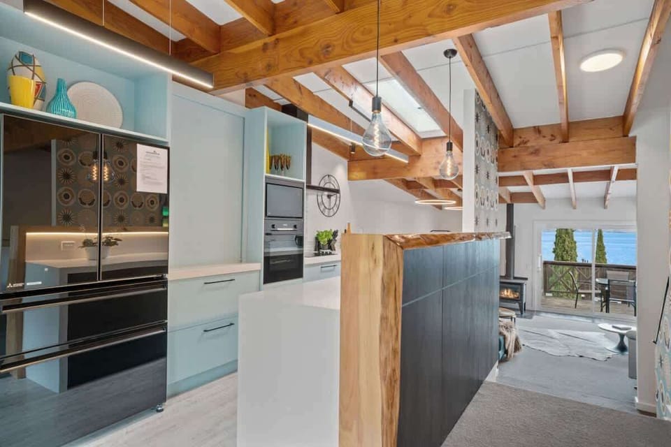 Modern kitchen 