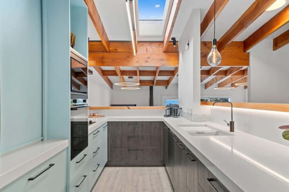 Modern Kitchen 
