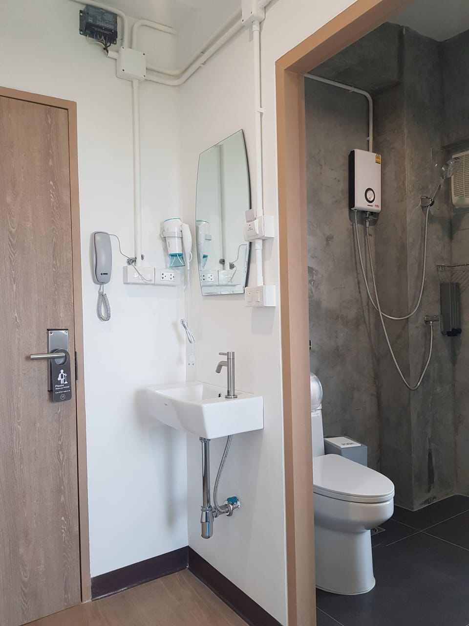 Private Double Room with Private Bathroom | Bathroom | Shower, hair dryer, towels, soap