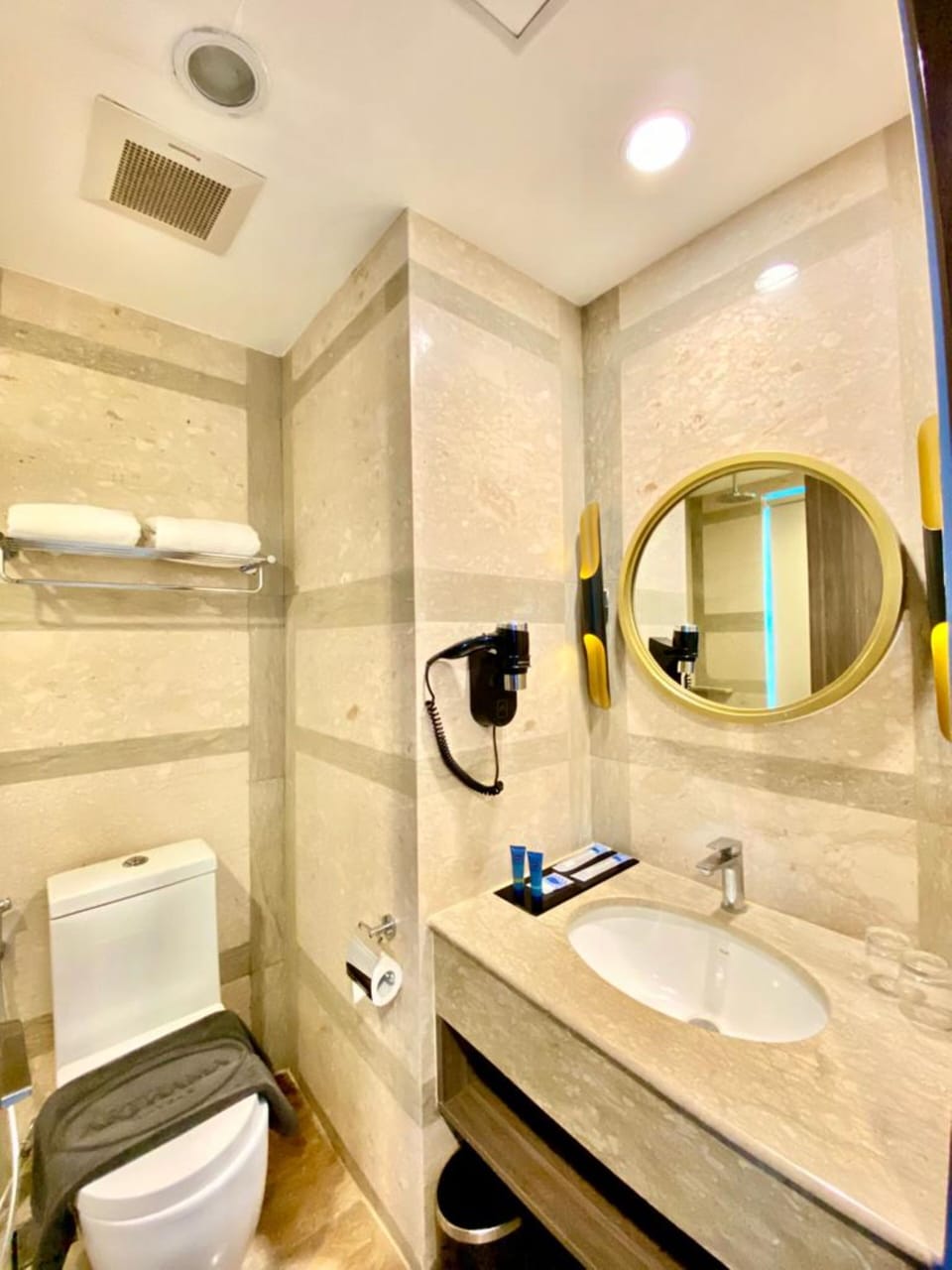 Shower, slippers, bidet, towels