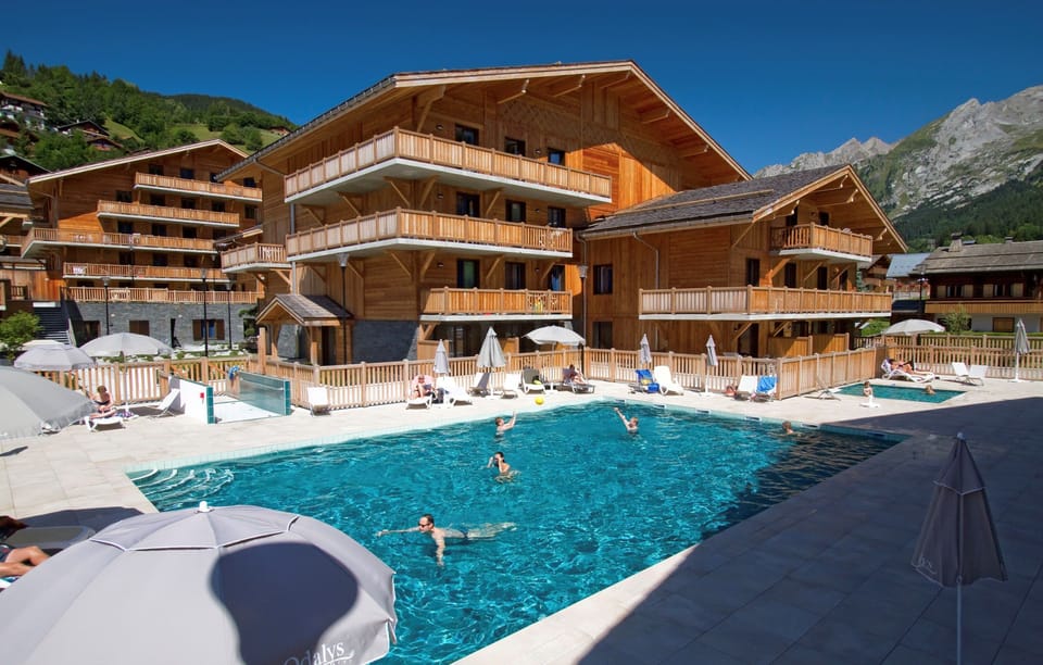 This is an excellent escape for both summer and winter.