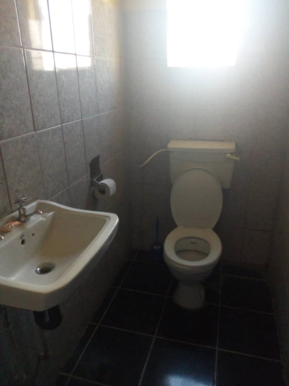 Basic Twin Room | Desk, iron/ironing board, free WiFi, bed sheets