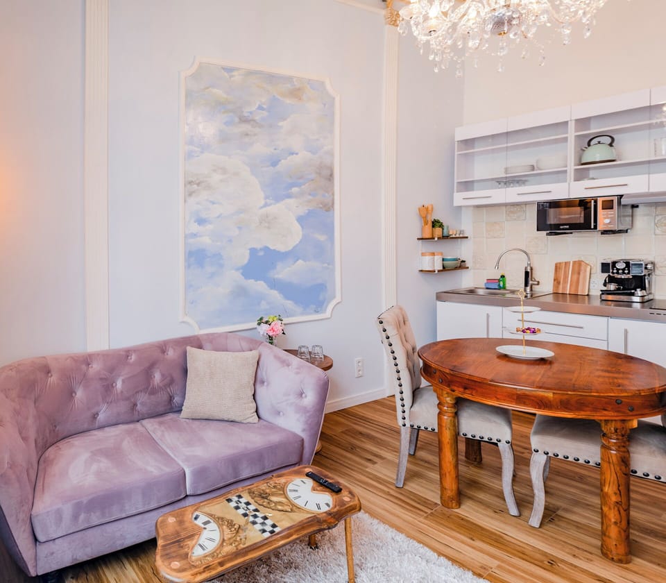 Basic Apartment | In-room dining