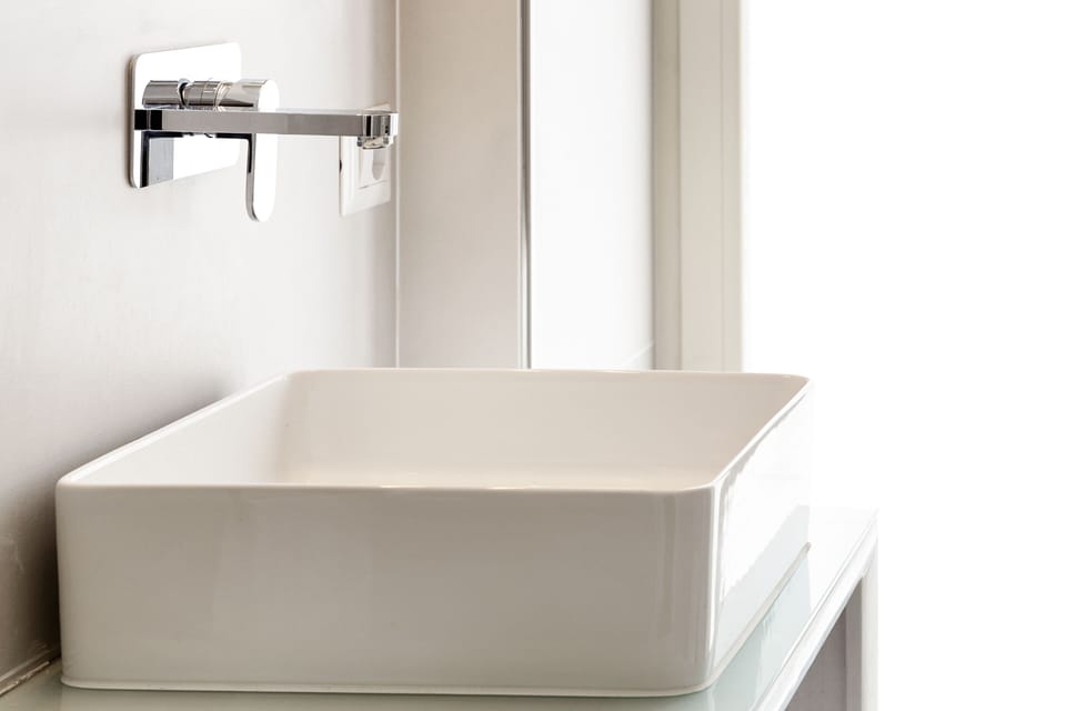 Apartment, 2 Bedrooms | Bathroom sink