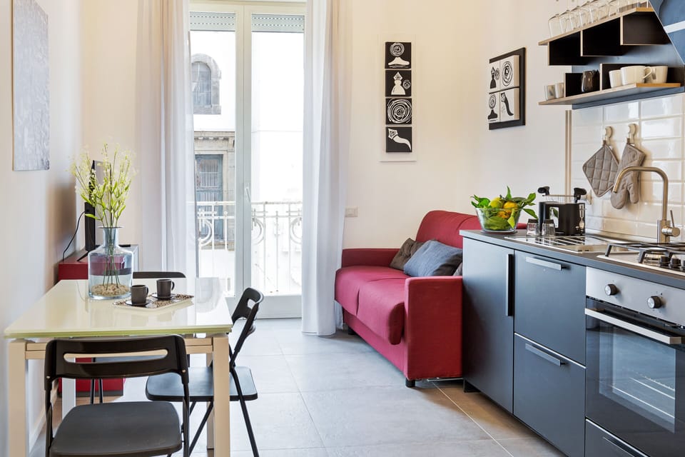 Apartment, 2 Bedrooms | Private kitchen | Full-size fridge, microwave, oven, stovetop