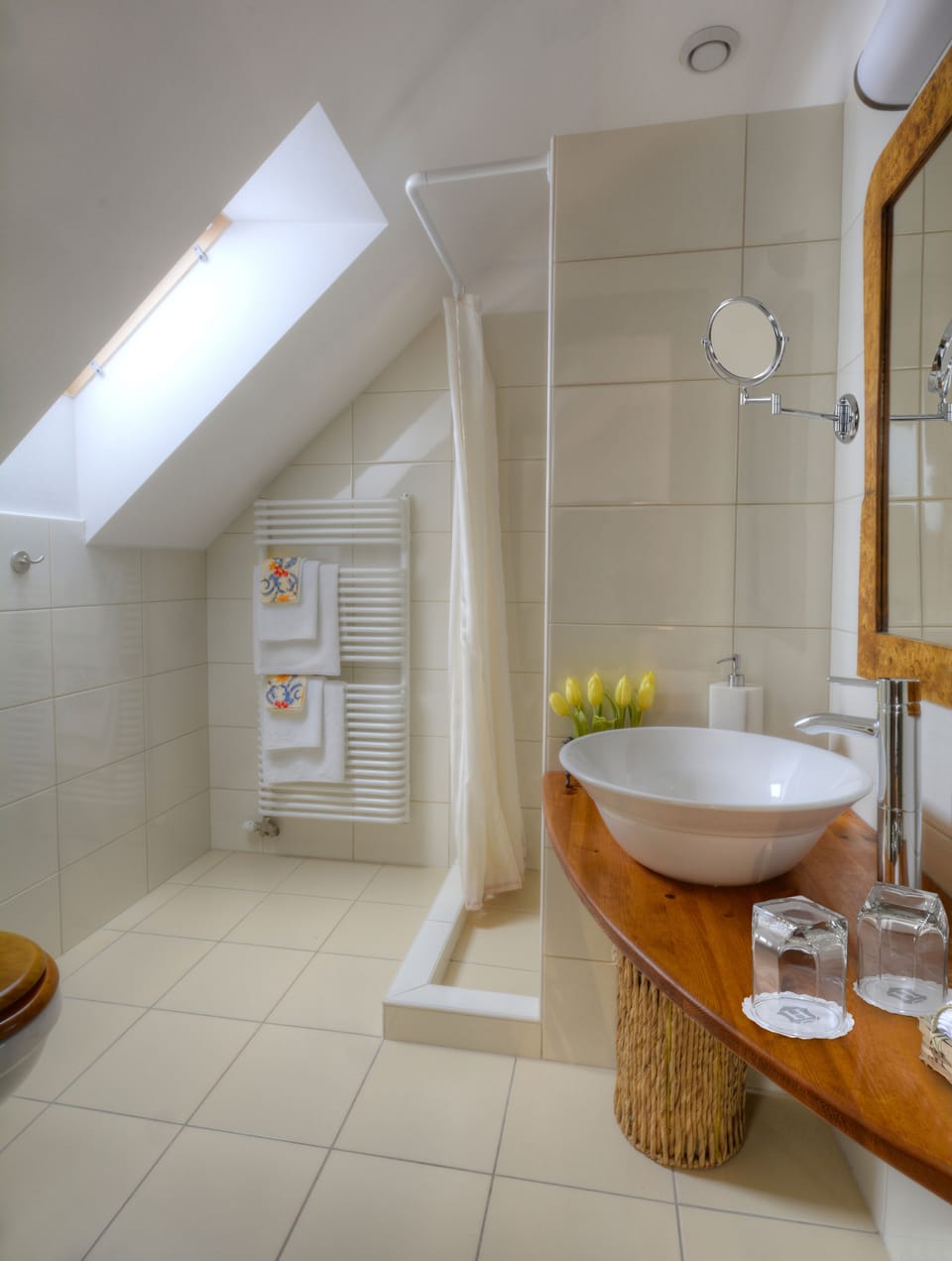 Double Room (Pajta) | Bathroom | Hair dryer, bathrobes, slippers, towels
