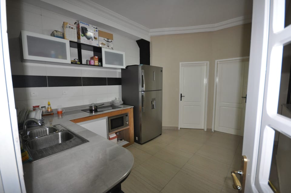 Deluxe Apartment, 2 Bedrooms, 2 Bathrooms | Private kitchen