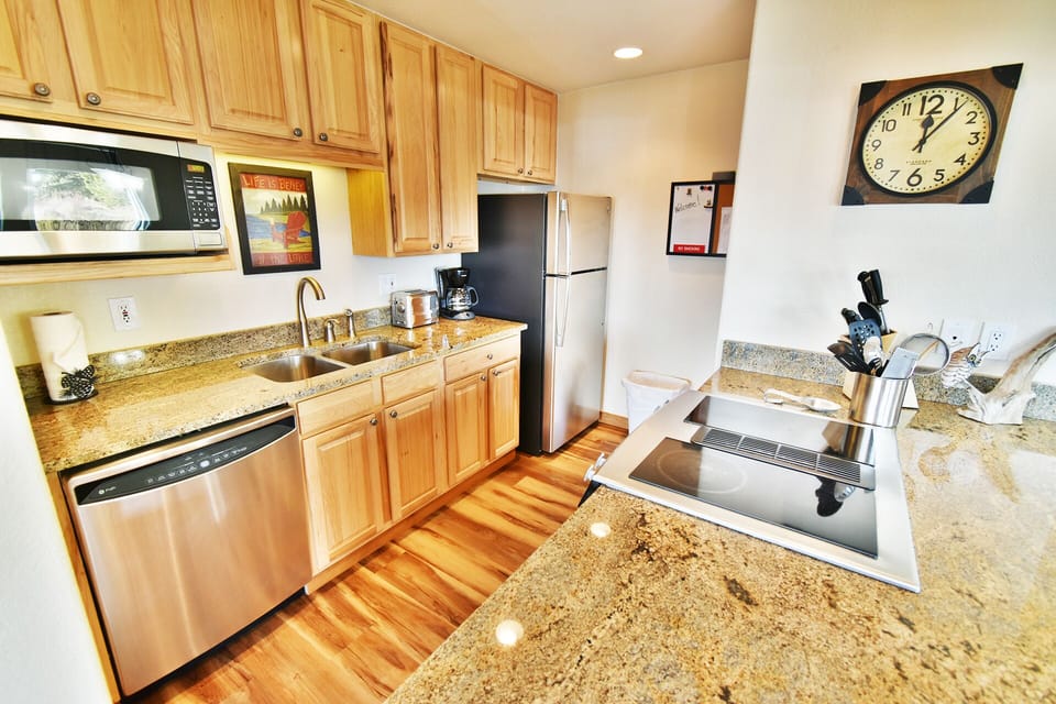 Fully Equipped Kitchen - Fully Equipped Kitchen