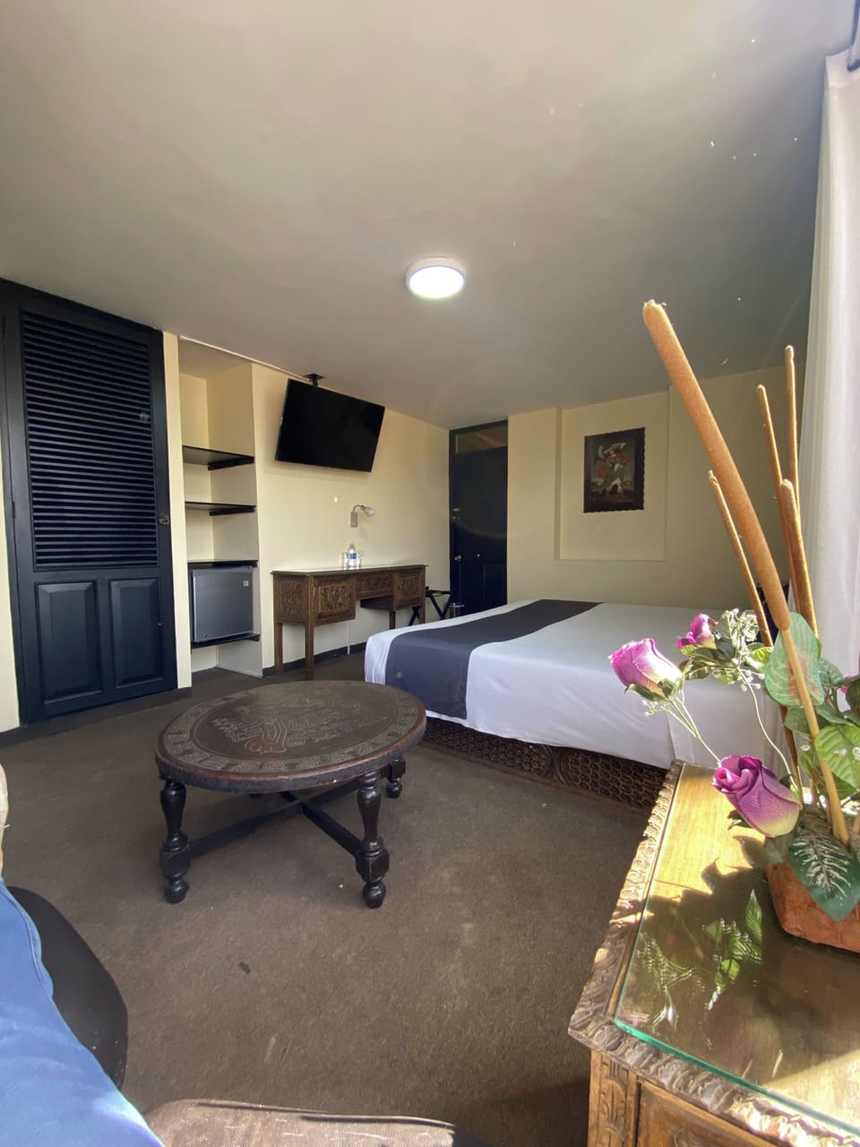 Superior Studio Suite | In-room safe, desk, laptop workspace, iron/ironing board