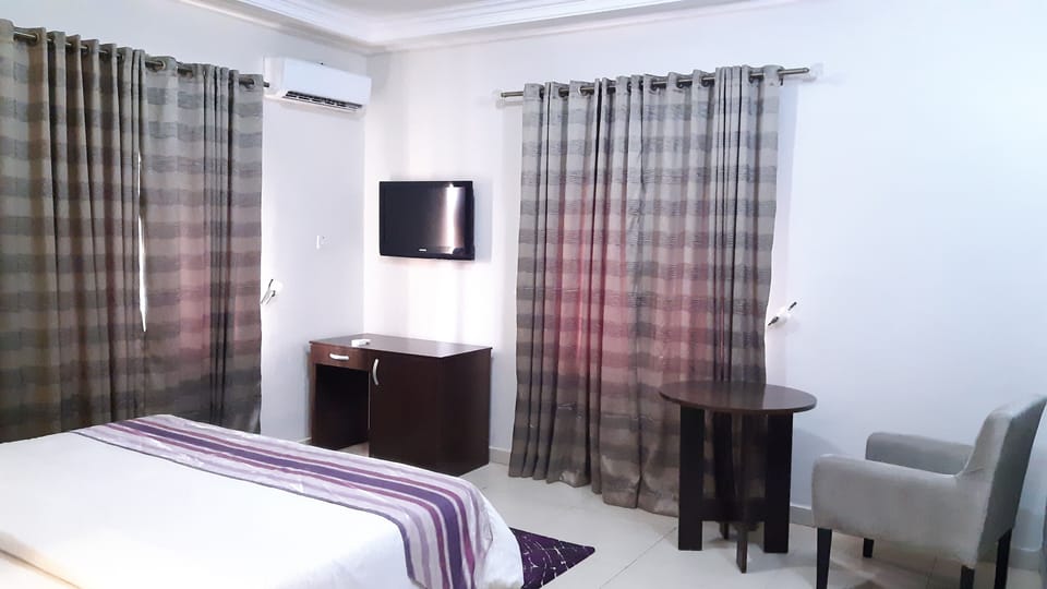 Deluxe Room | Individually decorated, free WiFi, bed sheets