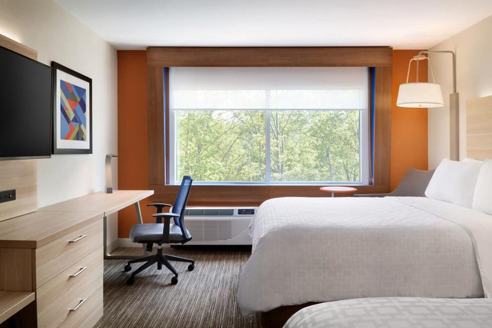 In-room safe, blackout drapes, soundproofing, iron/ironing board