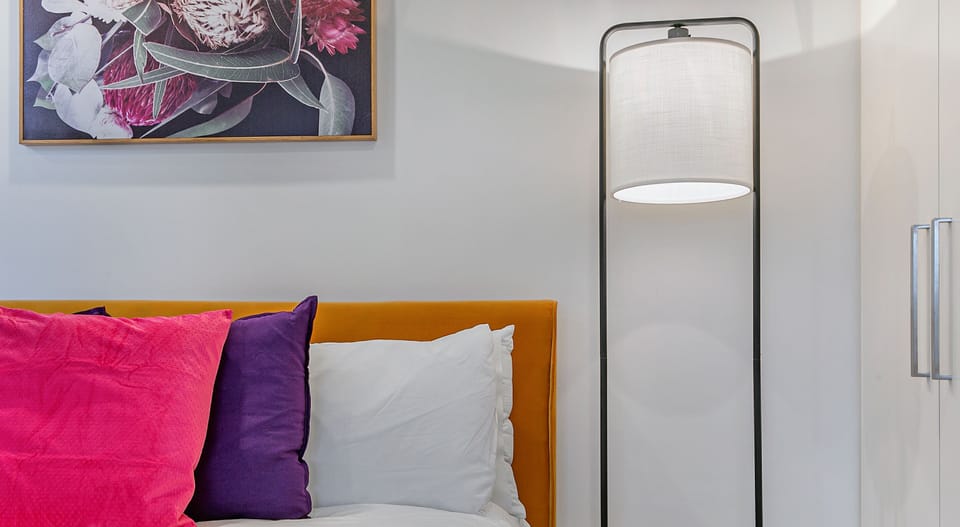 Apartment (1 Bedroom) | 1 bedroom, iron/ironing board, bed sheets