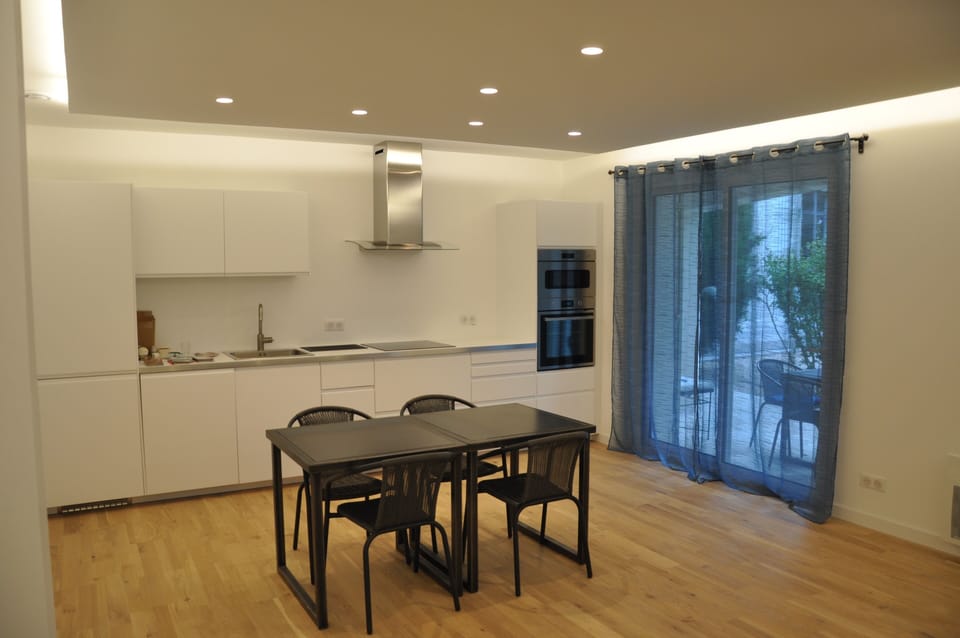 Design Suite, Ensuite (Amelau) | Shared kitchen