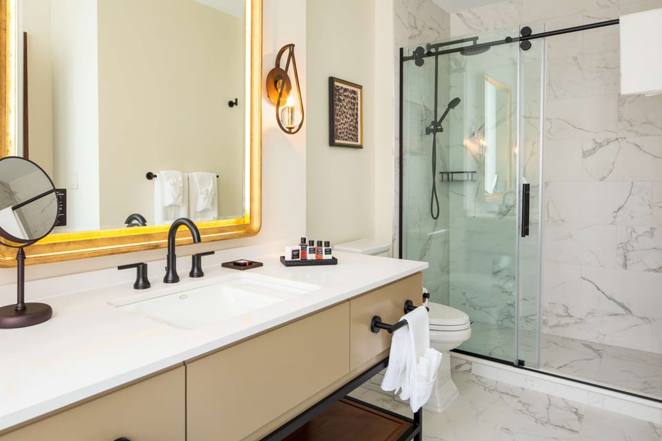 Bathroom shower