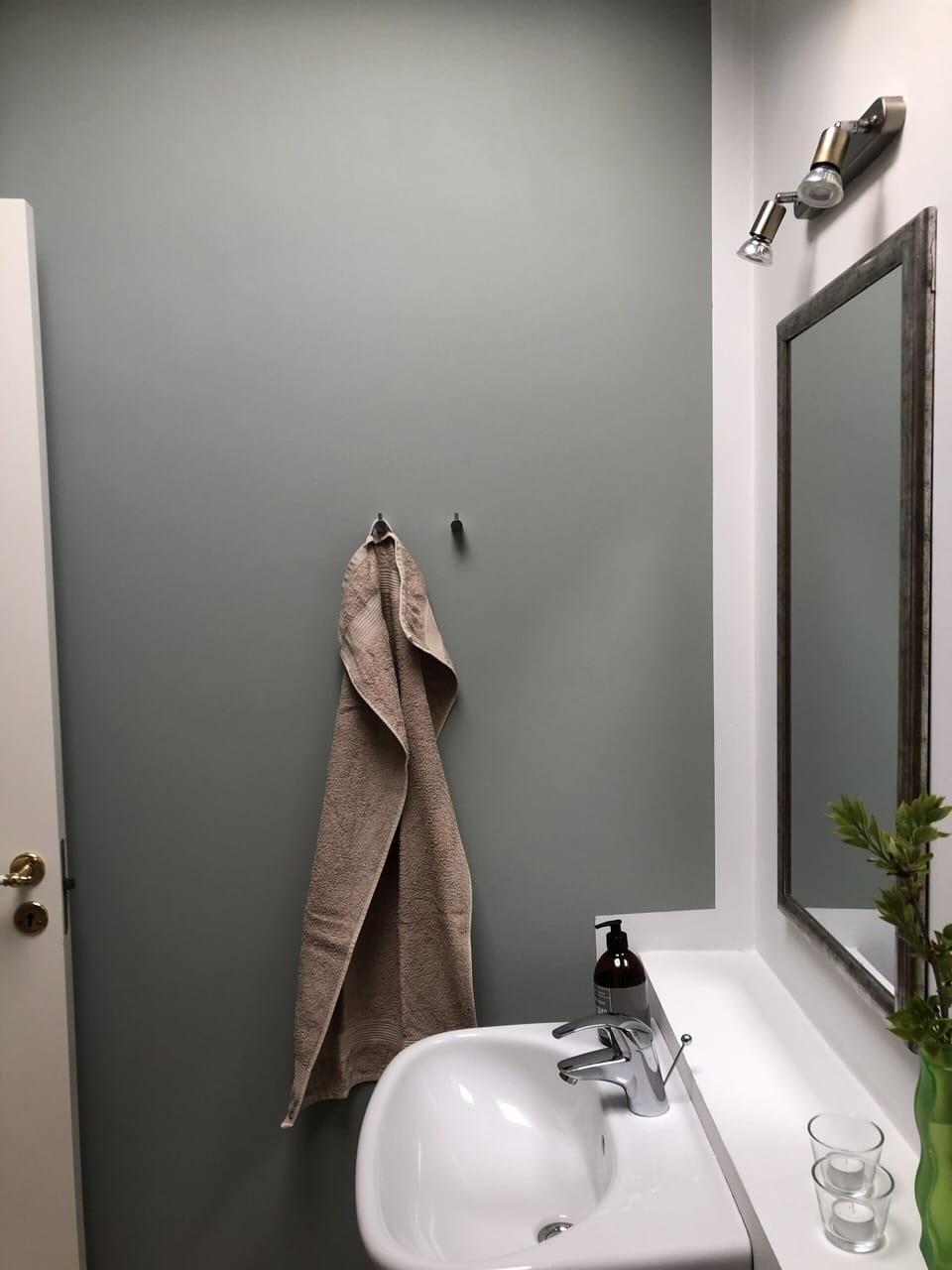 Basic Double Room, Terrace | Desk, iron/ironing board (on request), WiFi (free), bed sheets