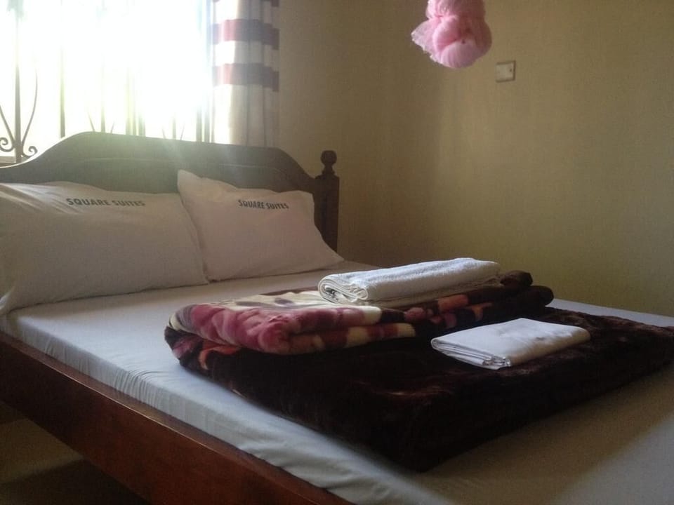 Double Room | Iron/ironing board, free WiFi, bed sheets