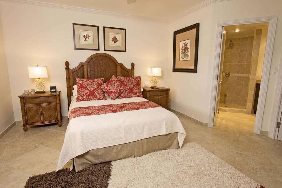 Sapphire Beach 509 - Intimate bedroom two
