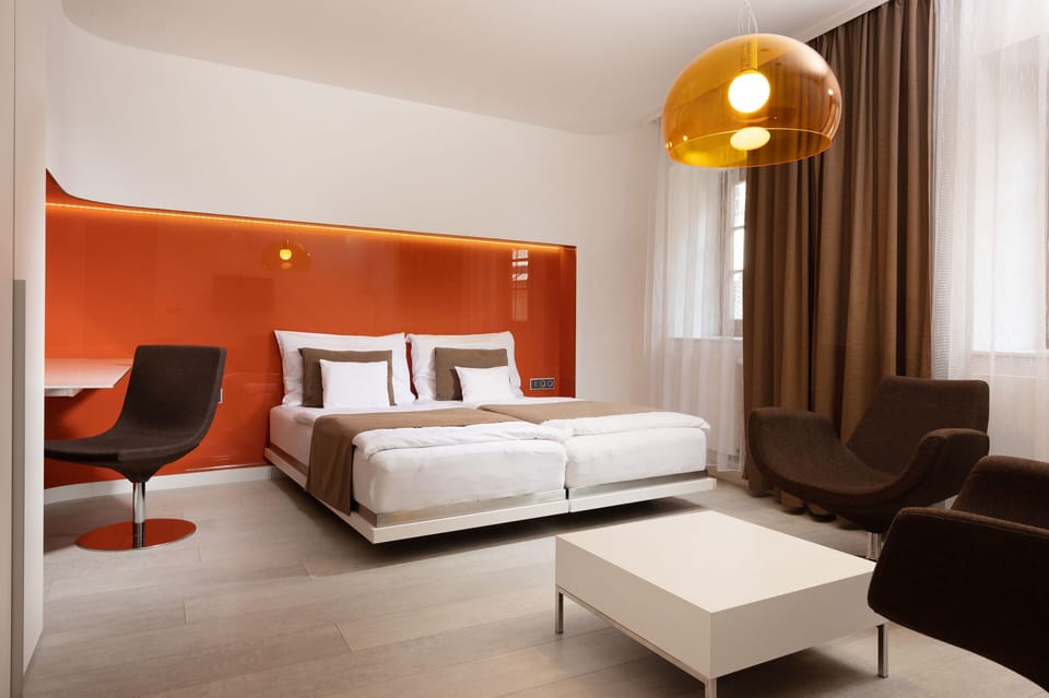 Executive Double Room | Individually decorated, individually furnished, iron/ironing board