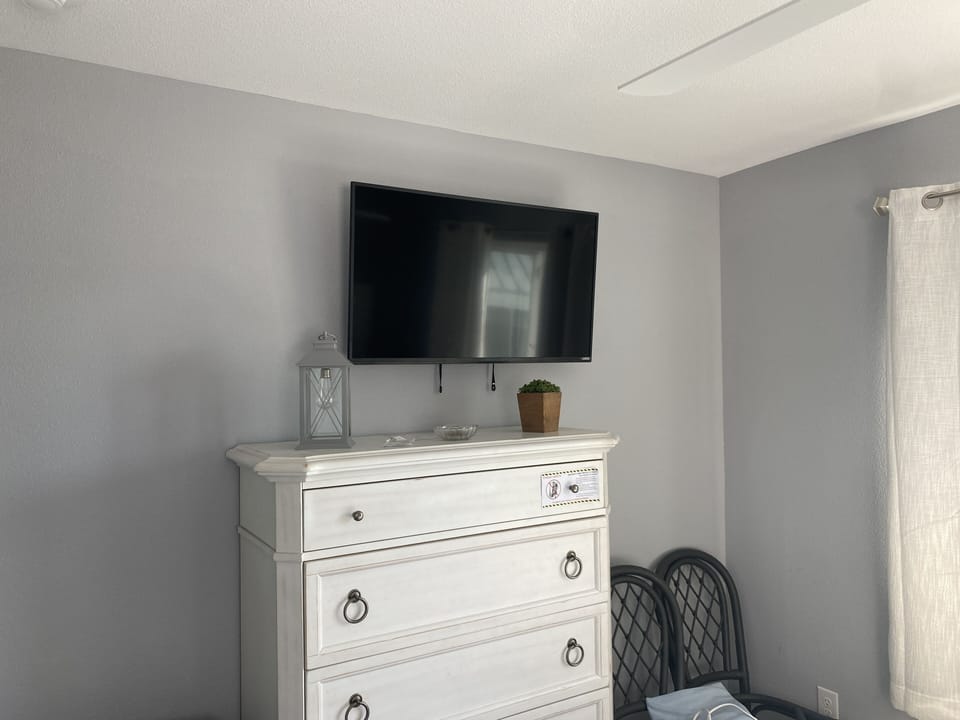 Condo, 2 Bedrooms, Balcony, Partial Ocean View (4307) | 2 bedrooms, individually decorated, individually furnished