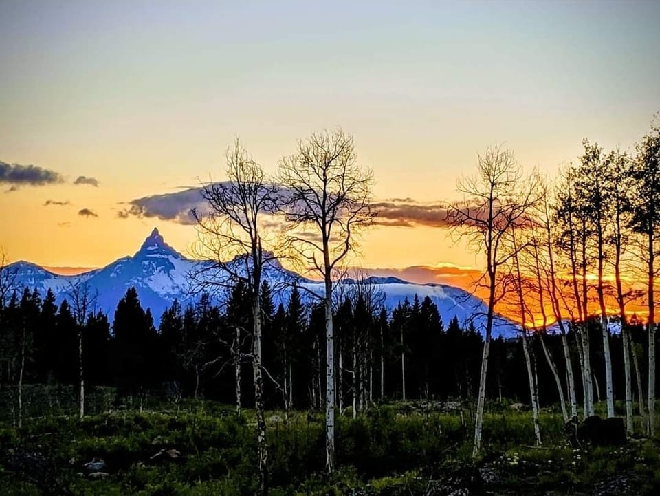 Pilot Peak in all of it glory...