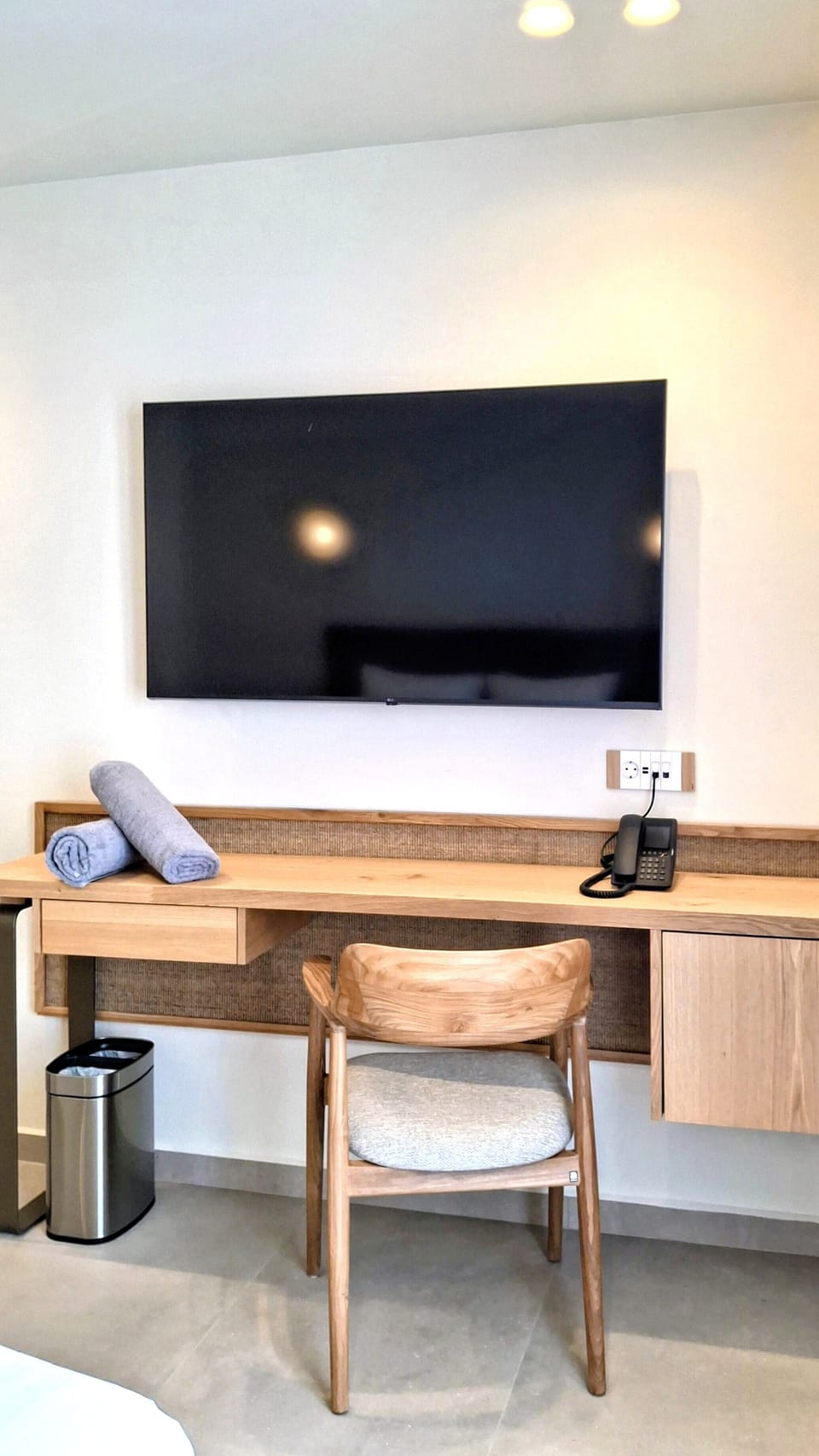 Executive Suite | Premium bedding, pillowtop beds, in-room safe, individually furnished
